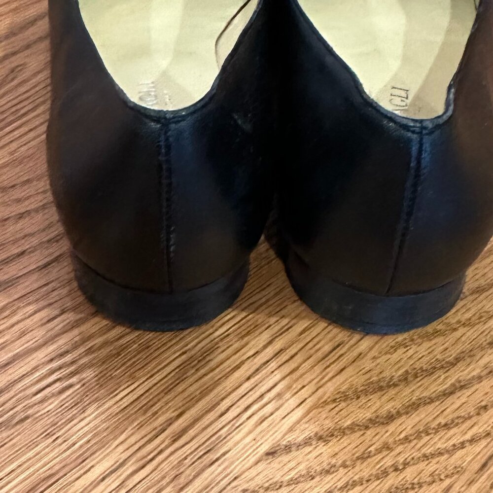 Bruno Magli Bow Flats - Picture 5 of 5